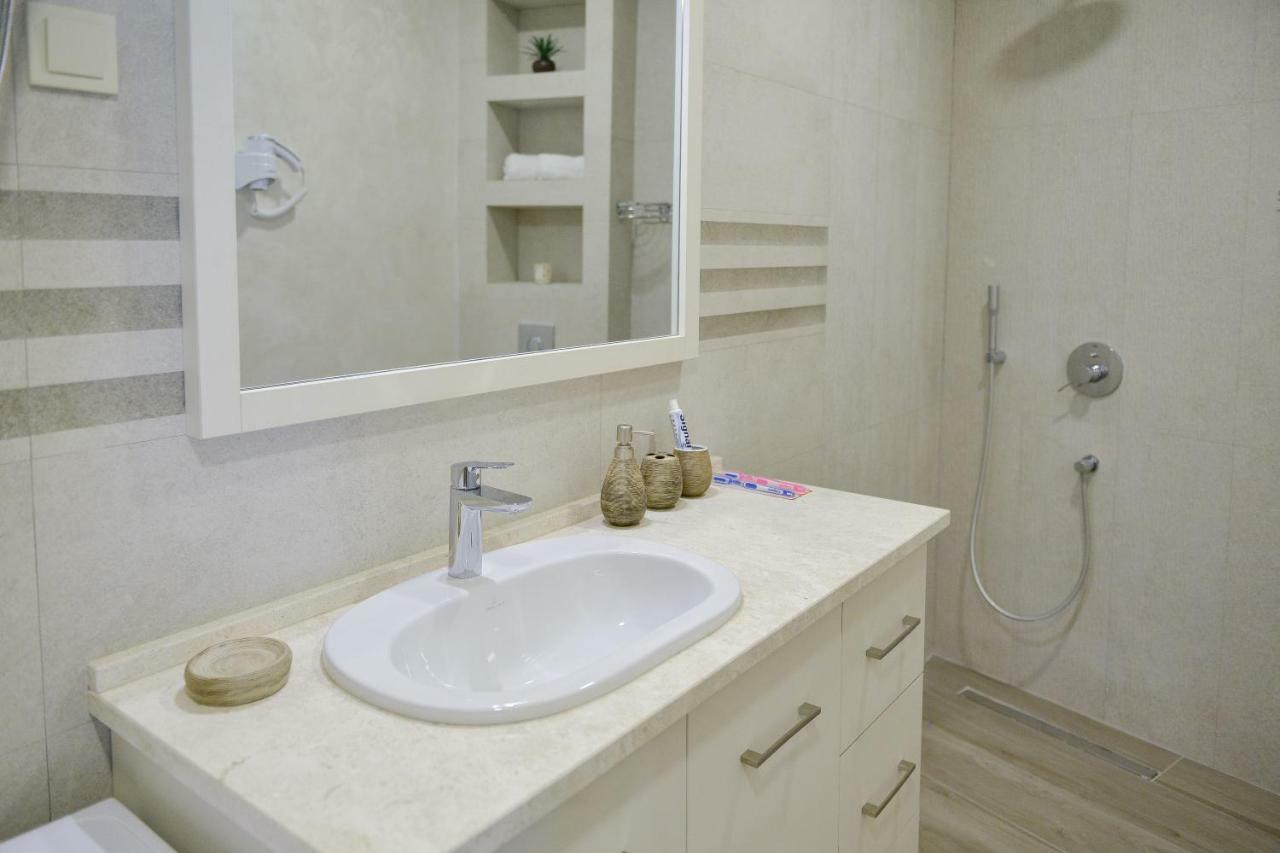 Brand New Apartments Sveti Stefan Exterior foto