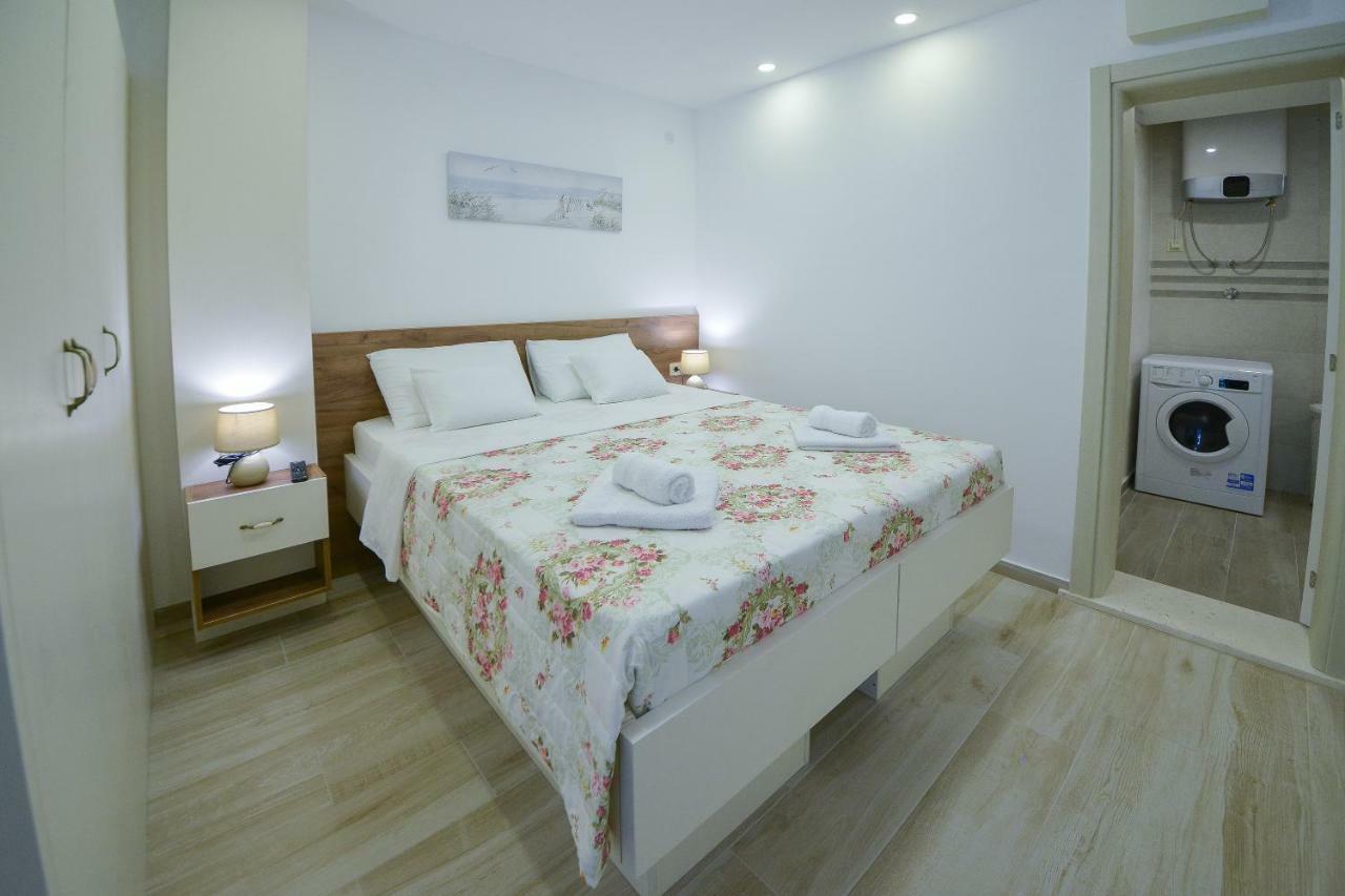 Brand New Apartments Sveti Stefan Exterior foto